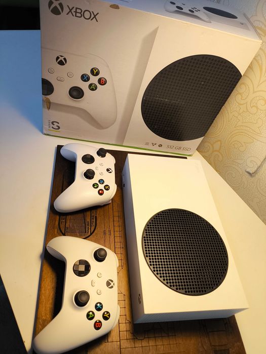 продам X BOX one S