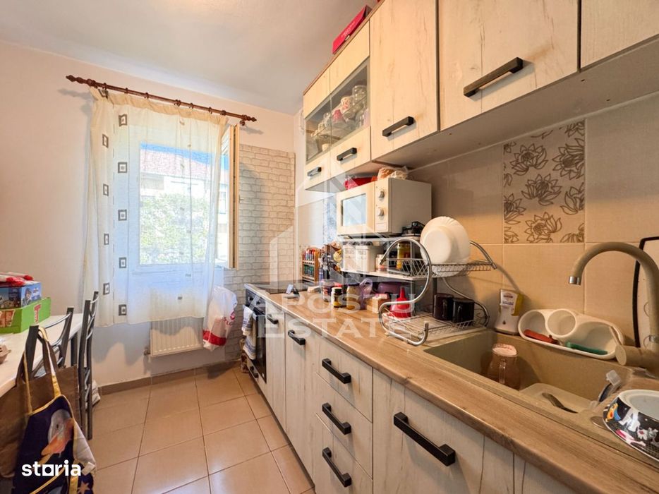 Apartament cu 2 camere, renovat, etaj 3/4, zona Solventul in Timisoara