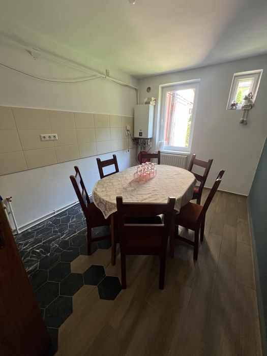 De vânzare apartament cu 3 camere în Băile Tușnad