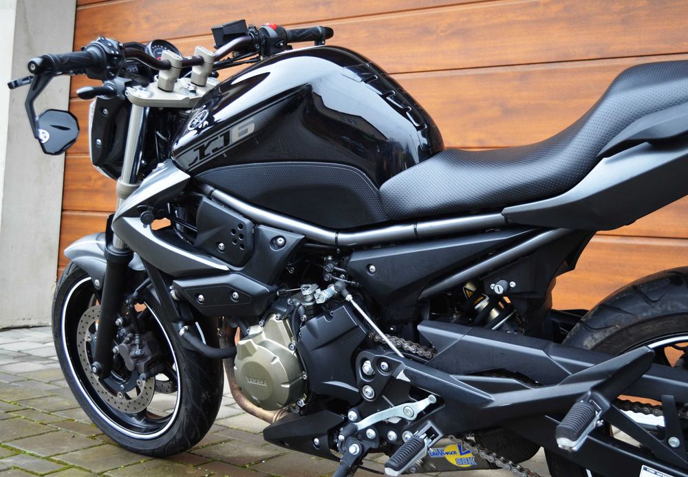 Yamaha XJ6 Abs - Leo Vince  ~Rate fixe~