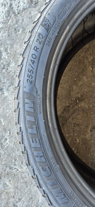 4 anvelope iarna Michelin,fata 255/40/20,spate 295/35/20.Pret/bucata.