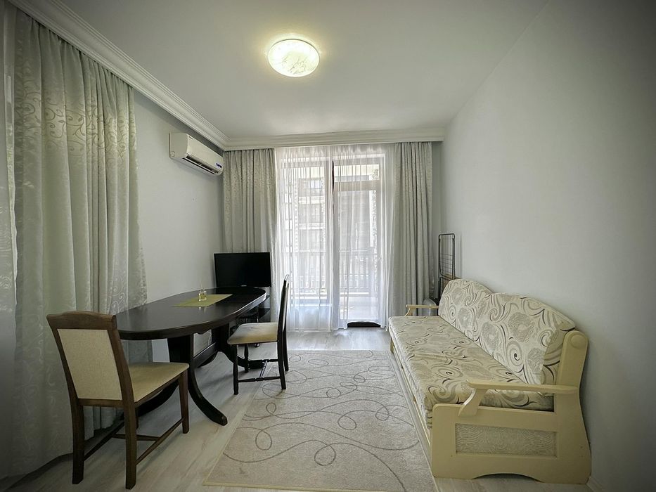 Продава се Тристаен апартамент в Бургас, Център - 111 кв.м за 1008 €/кв.м - Снимка #4