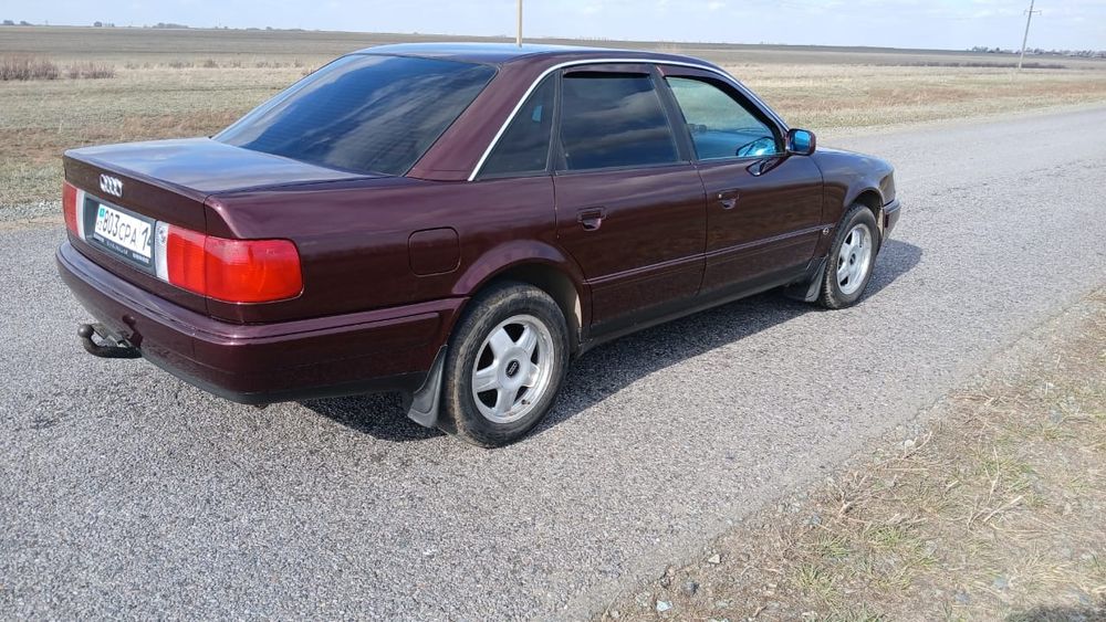 Продам Ауди 100 С4