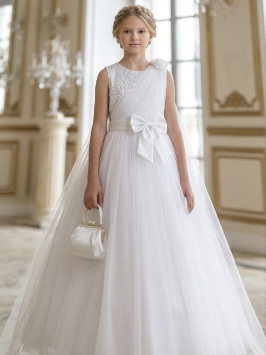 Белое платье для выпускных вечеров