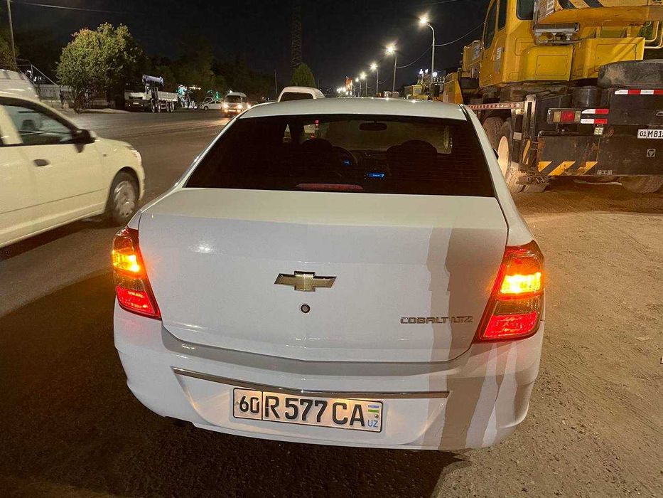 Автомобиль Cobalt 2015