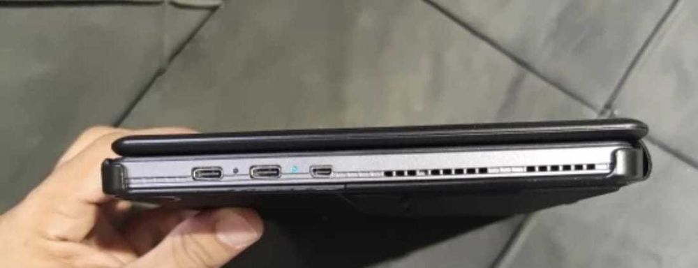 Планшет 10" на видовс 11