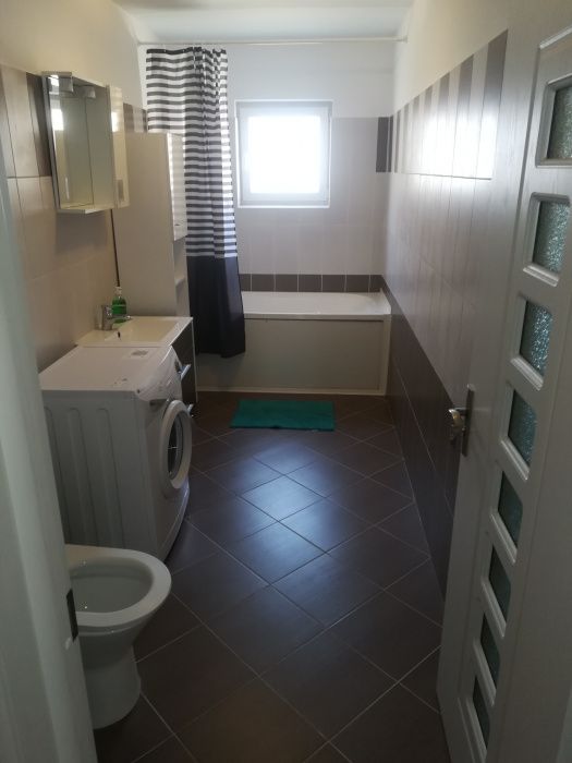 Cazare apartament 2 camere, Coresi