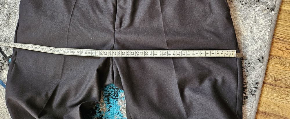 Costum ocazie (marimea 50) purtat o singura data