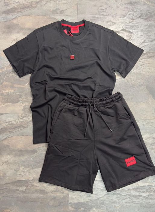 Мъжки летен комплект – тениска + къси панталони HUGO BOSS | Топ модел