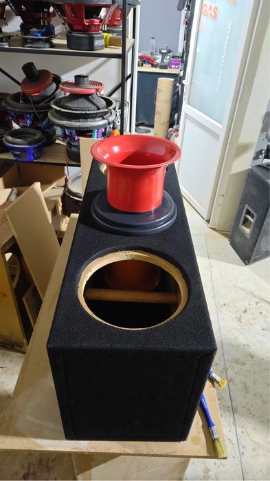incintă auto cu 2 subwoofere Ground Zero Radioactive GZRW 25-D2
