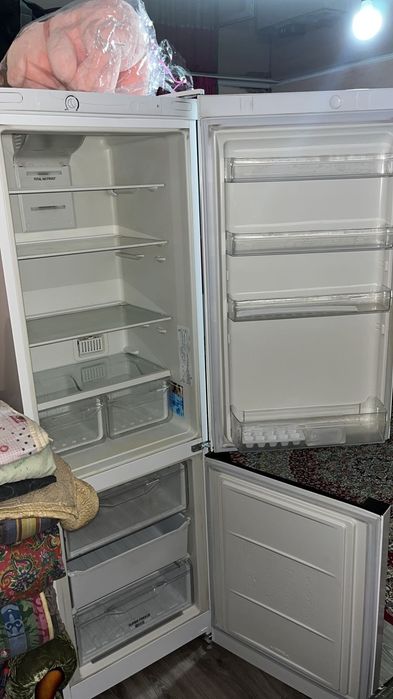 Продам холодильник