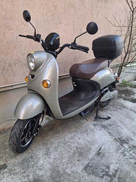 Scuter electric fara permis VOLTA VS 2