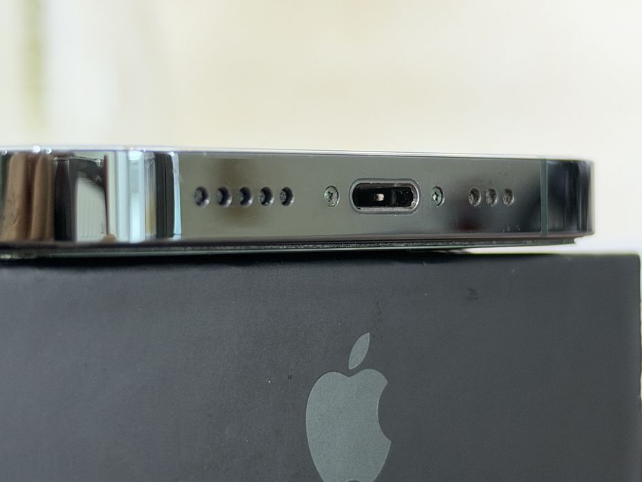 Продам iPhone 13 pro 128 gb