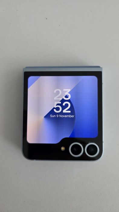 Vand Samsung Galaxy Z Flip 6 - 12GB - 256GB