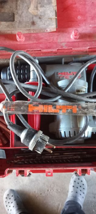 Hilti te 17  cu percutie