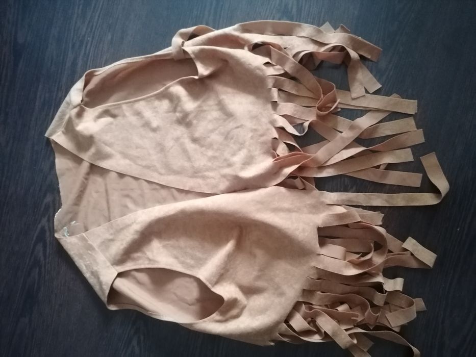 Rochie, cămașă, vesta indianca