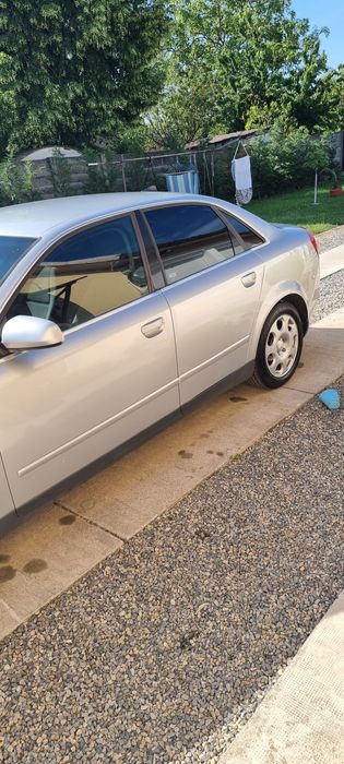 Vând Audi A4 1.6 benzină, an 2003, Mașină îngrijită