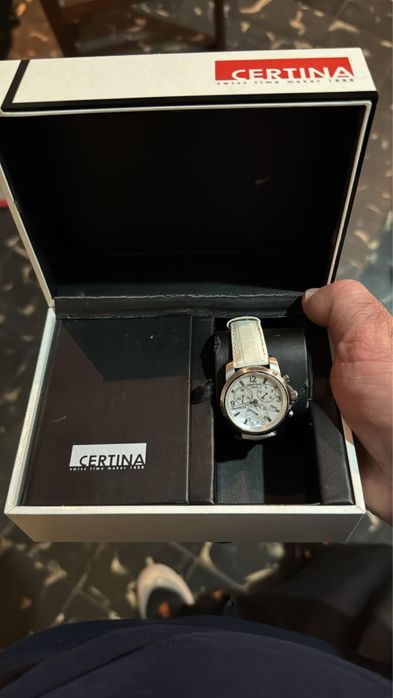 Дамски Часовник - Certina!!!
