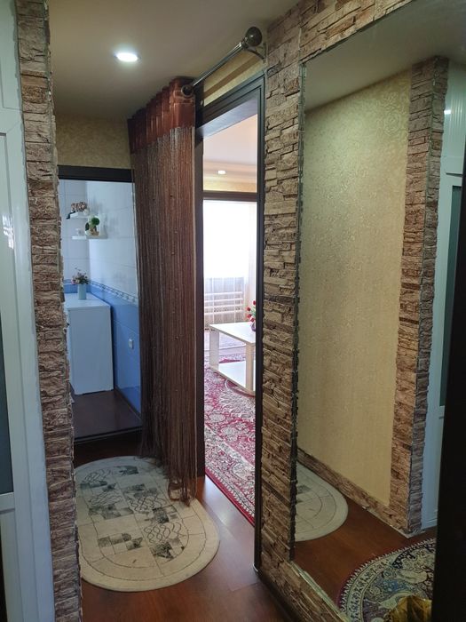 sotiladi Kvartira 3 xonalik Fargona shahar kirgili.