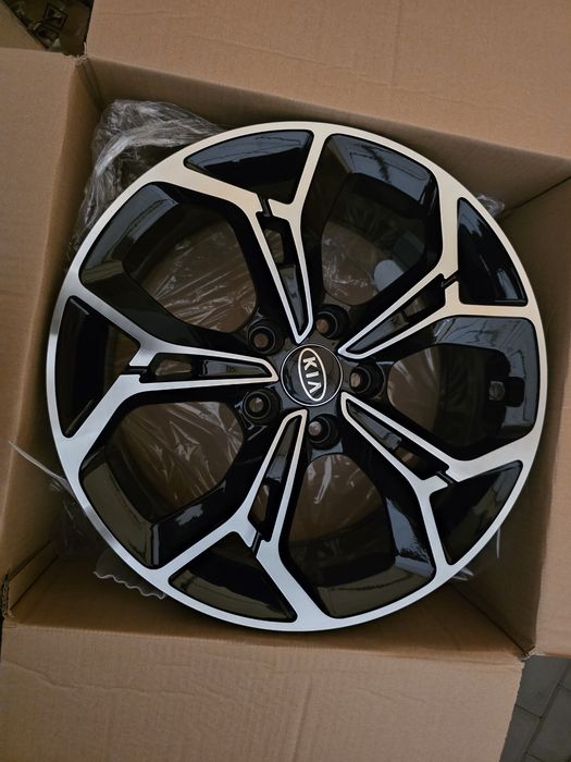 Jante de aliaj pentru Kia pe 17 marca silver line model  Overton