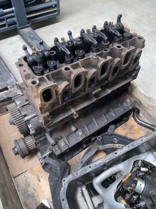 Bloc+chiuloasa+arbore +biele motor deutz 4FL si 3FL  si complet