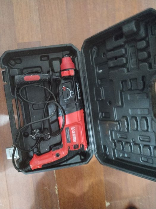 Перфоратор срочно продается