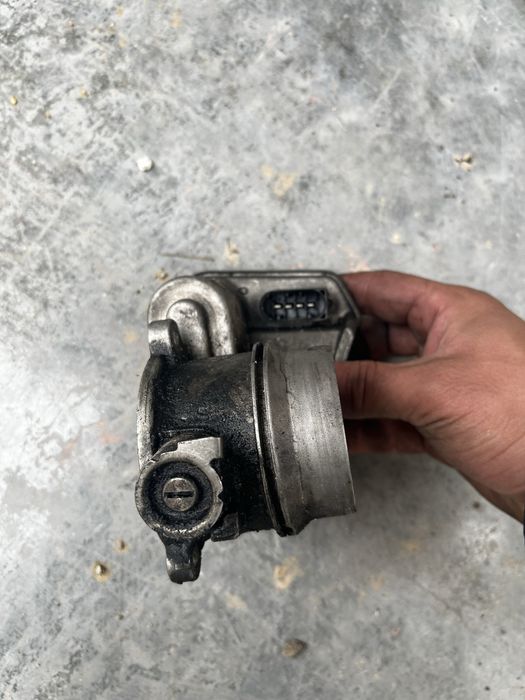 Дросел клапа бмв е6х е9х м57