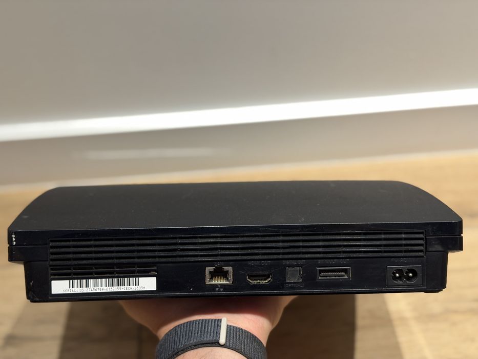 Sony Playstation 3 Slim PS3 320 GB + 2 jocuri/ games