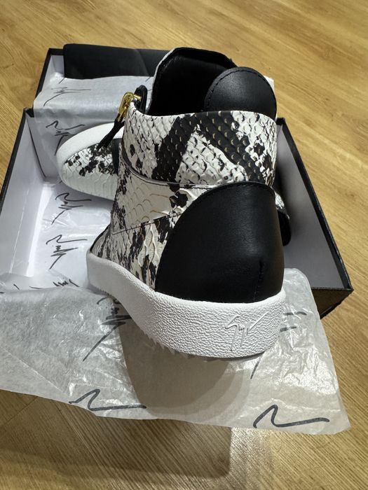 giuseppe zanotti noi marimea 44