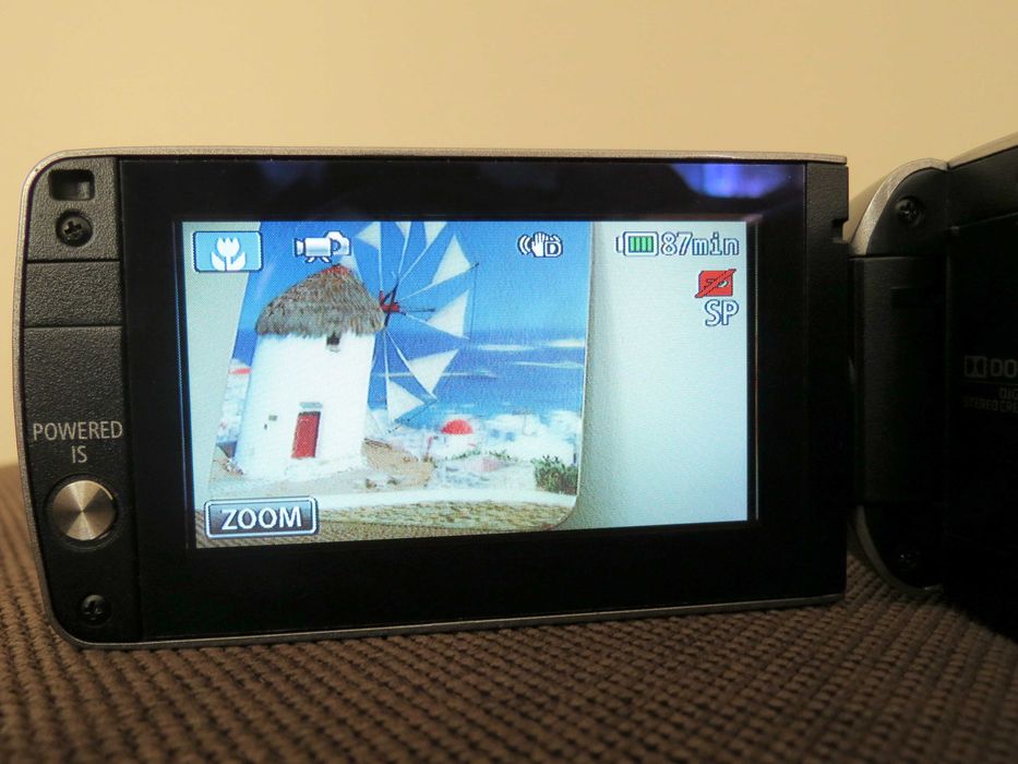 Camera video Canon Legria HF M306 , FullHD High Definition Digital Camcorder incarcator , acumulator si geanta