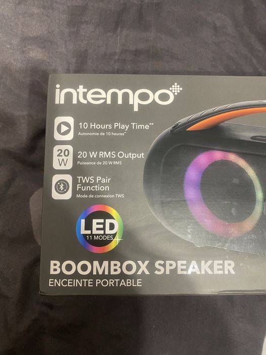 Boxa wifi bluetooth noua sigilata