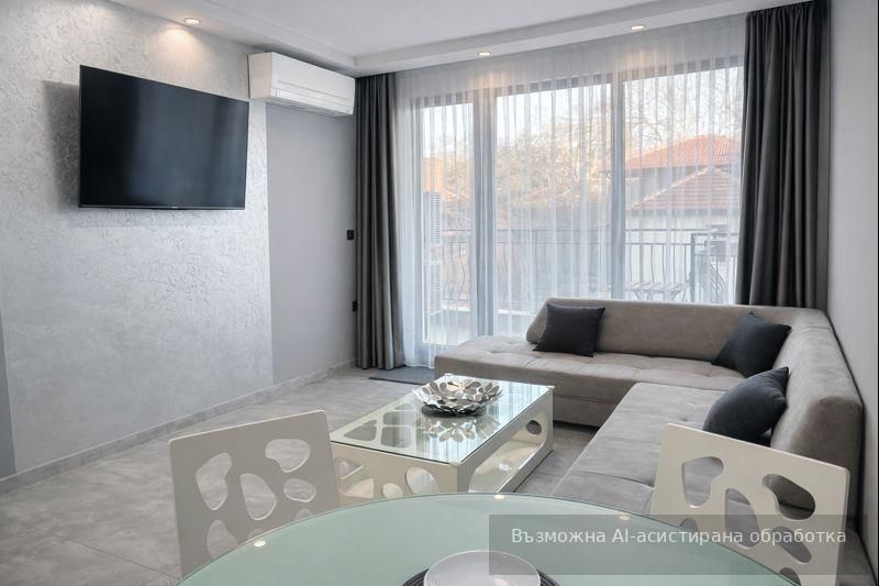 Дава се под наем Двустаен апартамент в Пловдив, Център - 75 кв.м за 648.21 € - Снимка #1