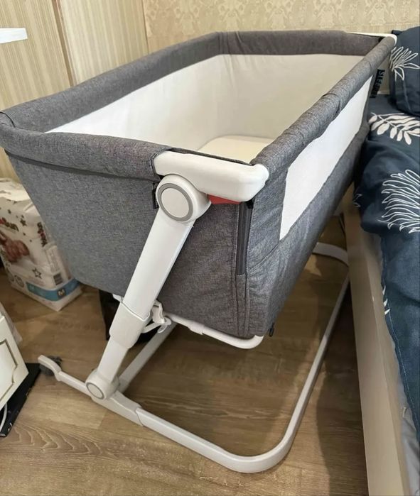 Приставная кроватка