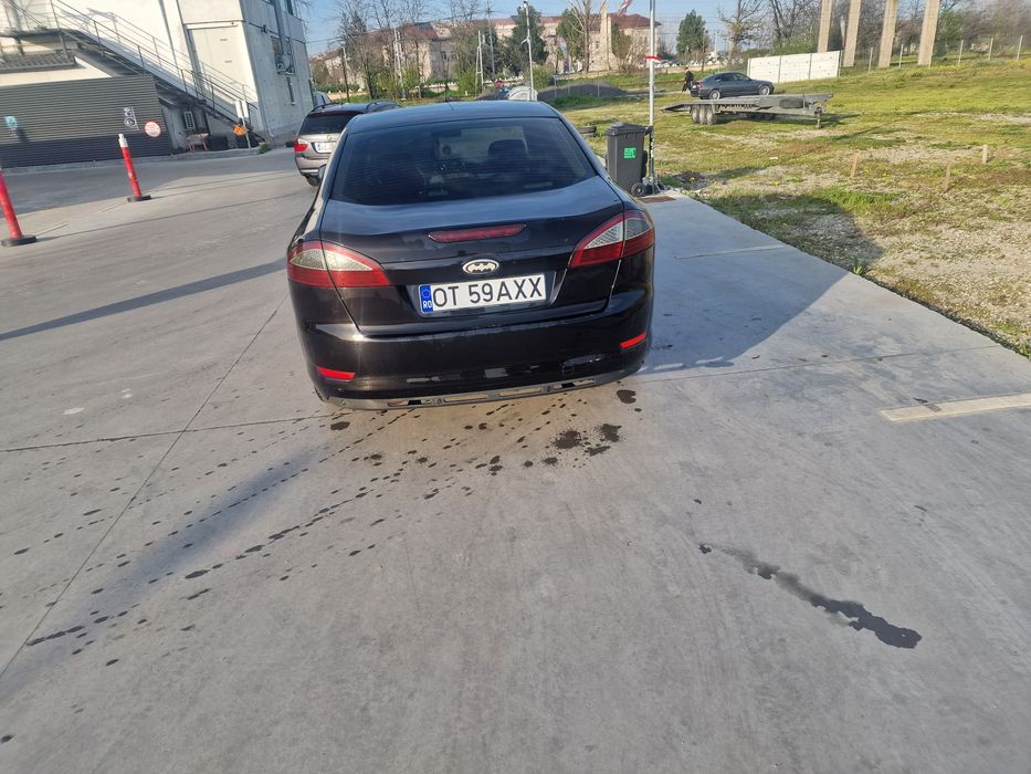 Vănd ford mondeo !