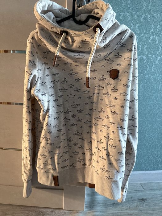 Продам женскую одежду