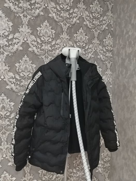 продам куртки хорошие