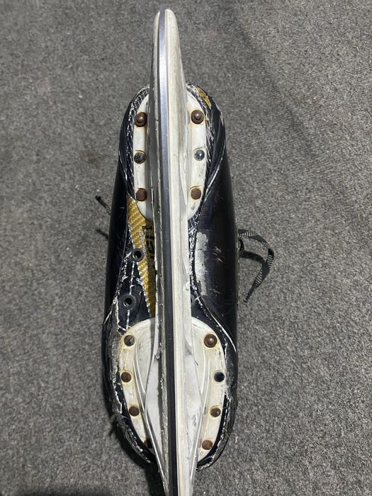 Коньки bauer supreme 1s