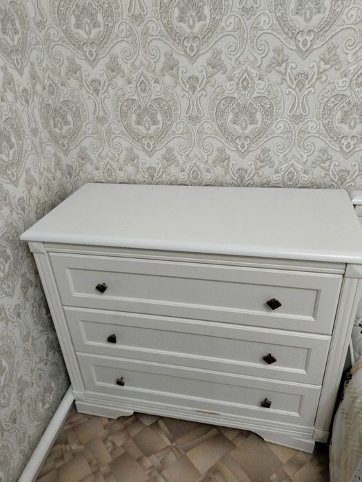 Спальный гарнитур Almera Commot (б/у)