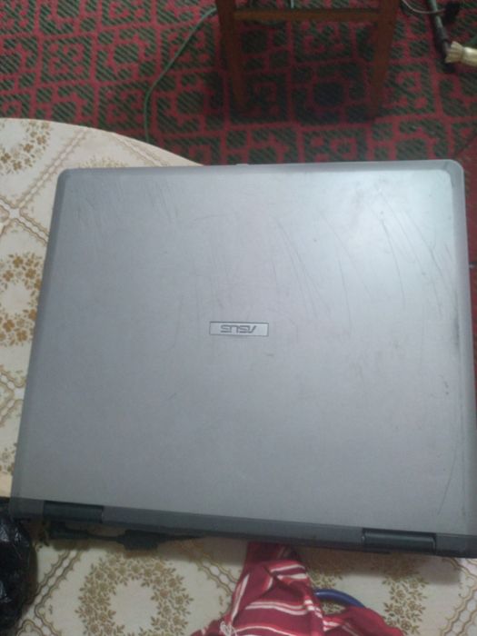 Продам рабочий ASUS