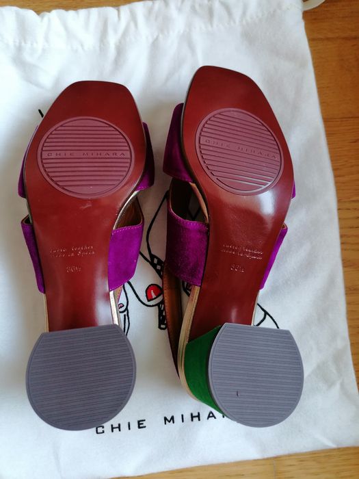 Sandale Chie Mihara mărimea 36.5 - NOI Iasi • OLX.ro