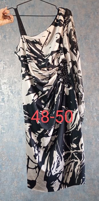 Платье продам б/у