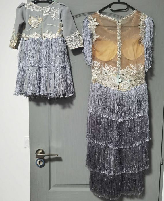 Rochite mama și fiica