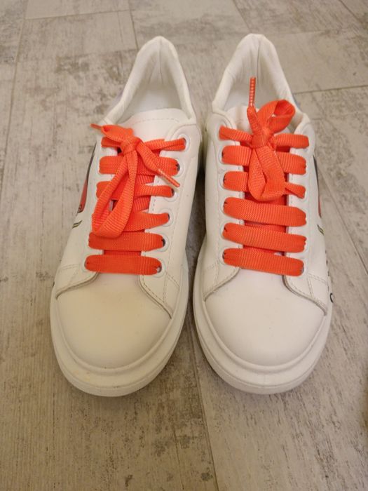 Промо!!! Дамски спортни обувки 2чифта