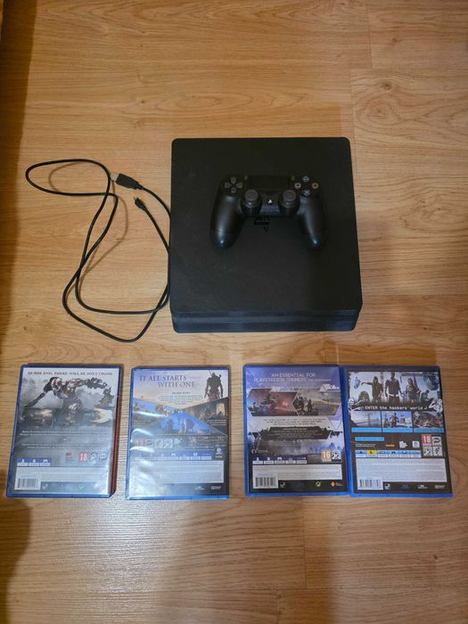 Игрална конзола PS4 Slim 500GB