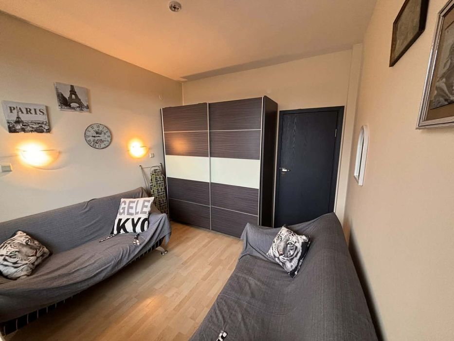 Дивани 2 броя - вземане от мясо