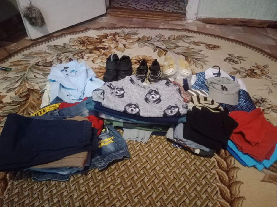 Продам детские вещи на 3 года