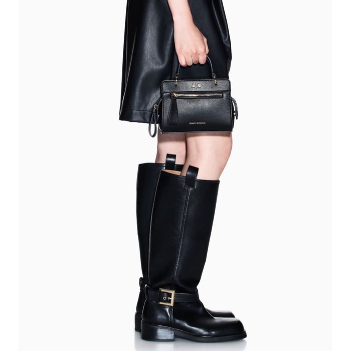 Оригинална дамска чанта Armani Exchange