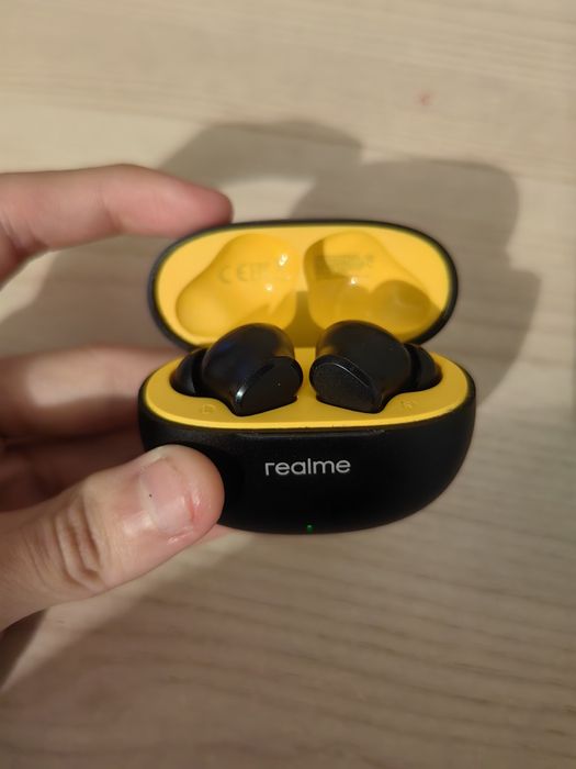 Продам Realme buds t100