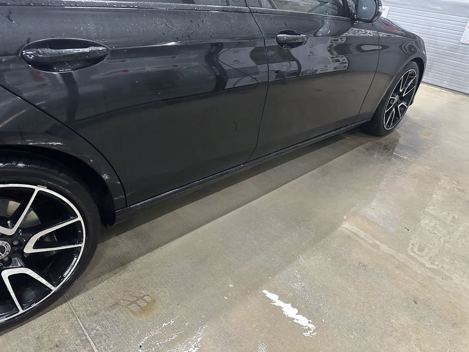 W213 предна задна броня и прагове