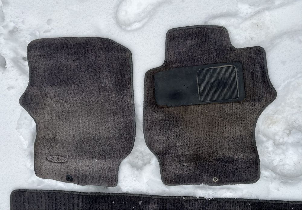 Делика булка ковры полики в салон